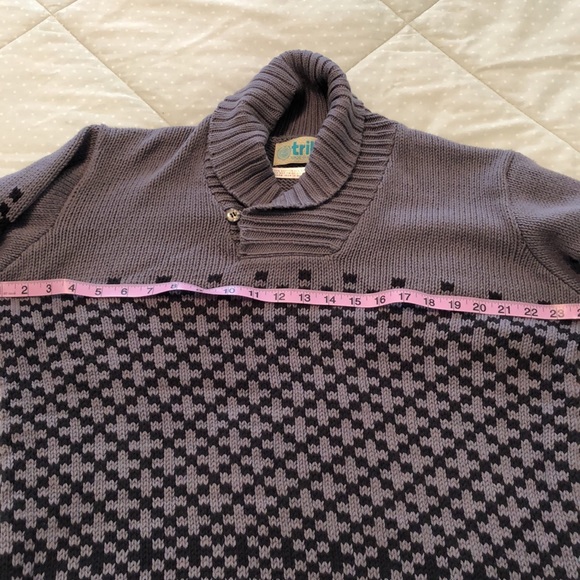 Triko Mens XL Cotton Sweater Navy/lt blue pattern. One button turn down collar - Picture 6 of 7